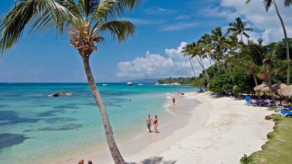From Punta Cana: Samaná, Cayo Levantado & El Limón Waterfall - Image 6