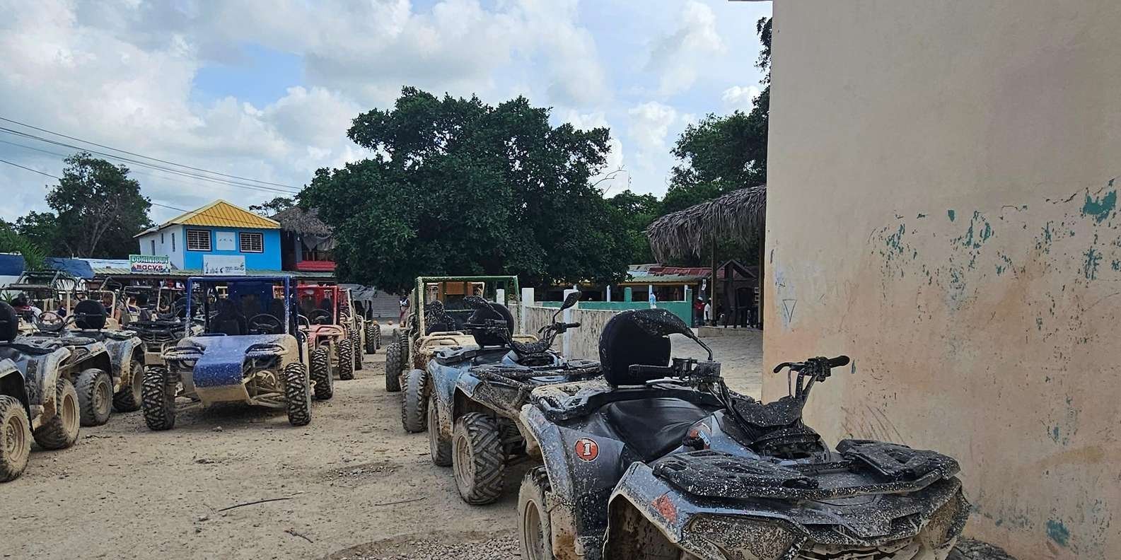 Punta cana buggy /Atv tour and where cave - Billede 4