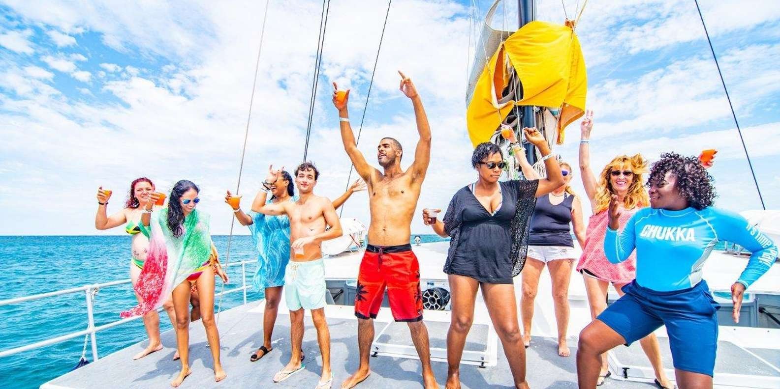 Punta Cana :Catamaran with Open Bar and Dolphin and Stingray Watching - Image 6